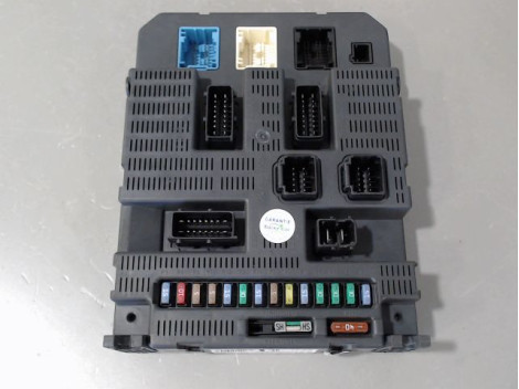 BOITIER GESTION HABITACLE CITROEN C4