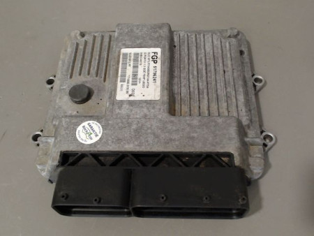 CALCULATEUR MOTEUR FIAT PUNTO