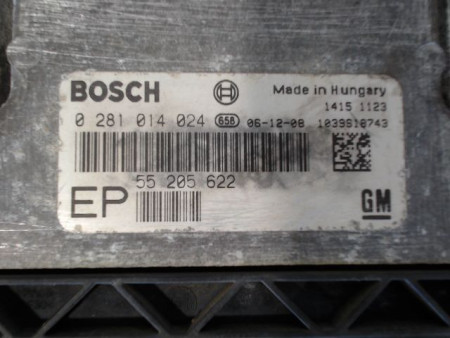 CALCULATEUR MOTEUR OPEL ZAFIRA