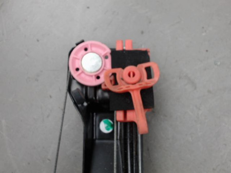 MECANISME LEVE-GLACE AVANT DROIT FIAT PUNTO
