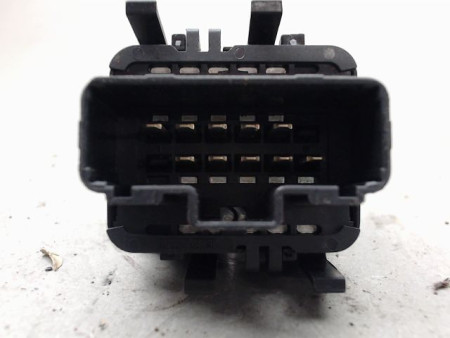 COMMANDE LEVE-GLACE PORTE AVG RENAULT CLIO