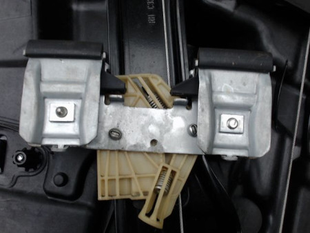 MECANISME LEVE-GLACE AVANT DROIT FIAT 500X