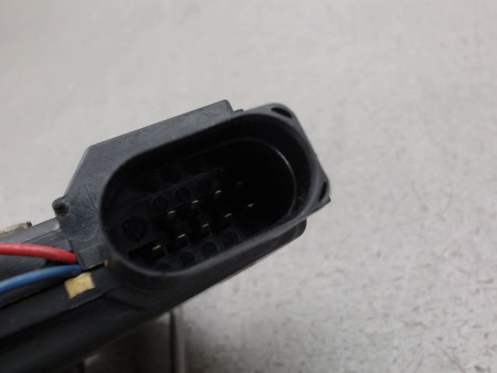 SYSTEME CONDAMNATION AVANT GAUCHE AUDI A4