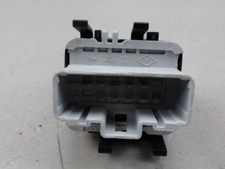 COMMANDE LEVE-GLACE PORTE AVG RENAULT TWINGO