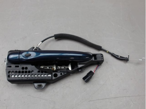 POIGNEE EXTERIEURE PORTE AVANT DROIT RENAULT CAPTUR