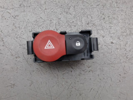 BOUTON DE WARNING RENAULT TWINGO