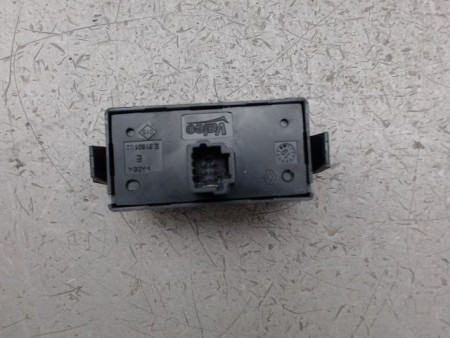 BOUTON DE WARNING RENAULT TWINGO