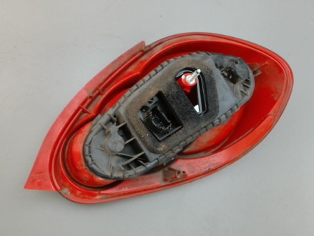 FEU ARRIERE GAUCHE  TOYOTA AYGO