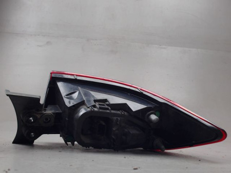 FEU ARRIERE GAUCHE  RENAULT CLIO