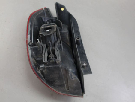 FEU ARRIERE DROIT RENAULT MEGANE
