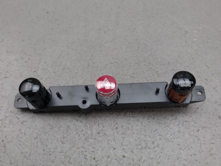 BOUTON DE WARNING FIAT 500X