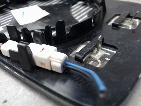 GLACE RETROVISEUR EXT D OPEL CORSA