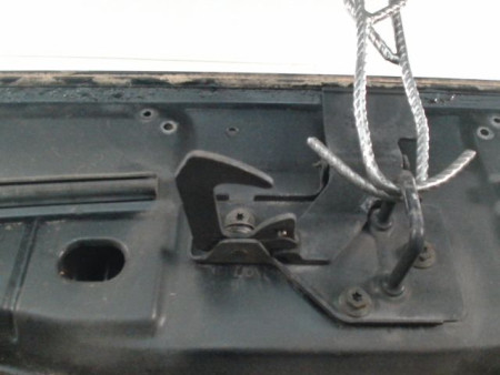 CAPOT VOLKSWAGEN POLO
