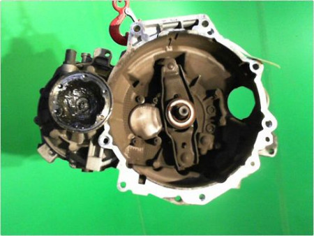 BOITE A VITESSE MECANIQUE VOLKSWAGEN POLO V 09-14 1.6 TDI