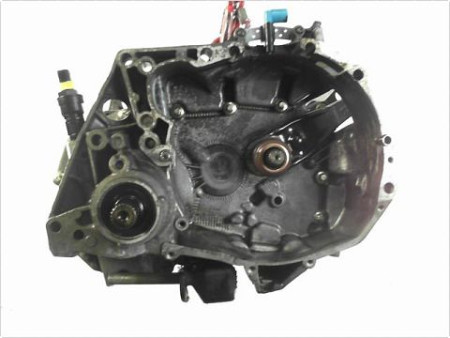 BOITE A VITESSE MECANIQUE RENAULT CLIO 1.4 