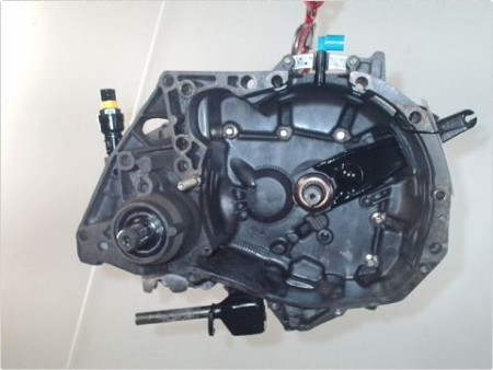 BOITE A VITESSE MECANIQUE RENAULT CLIO 1.4 