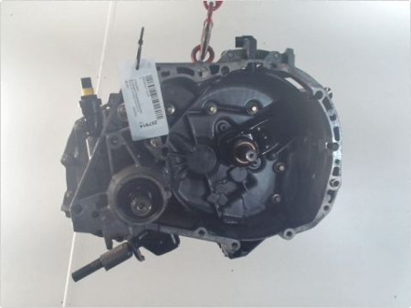 BOITE A VITESSE MECANIQUE RENAULT CLIO 1.9 D 