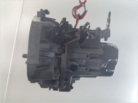 BOITE A VITESSE MECANIQUE RENAULT CLIO 1.9 D 