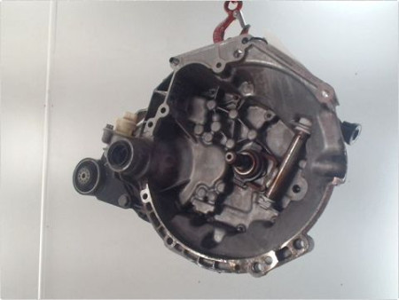 BOITE A VITESSE MECANIQUE PEUGEOT 106 1.4 i
