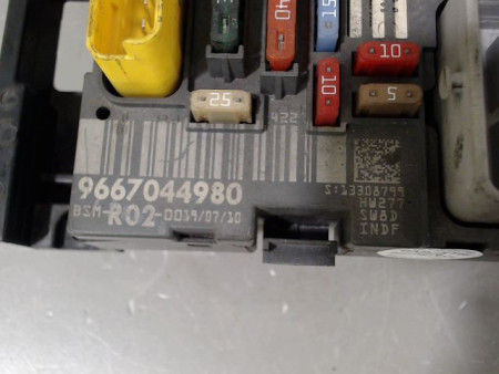 BOITE A FUSIBLES CITROEN C5