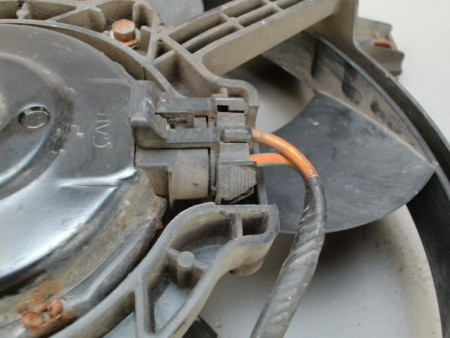 MOTEUR VENTILATEUR RADIATEUR LAND ROVER FREELAND.