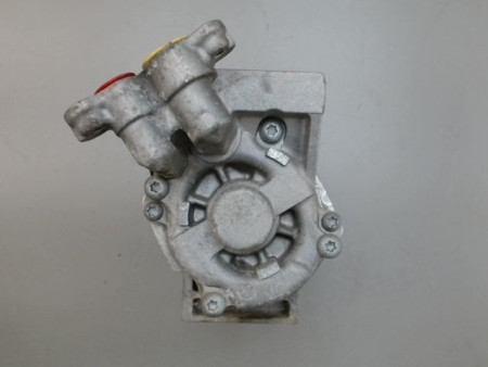 COMPRESSEUR AIR CONDITIONNE DACIA DUSTER