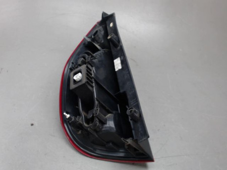 FEU ARRIERE DROIT RENAULT MEGANE