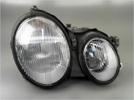 PHARE DROIT MERCEDES COUPE CLK 99-2002