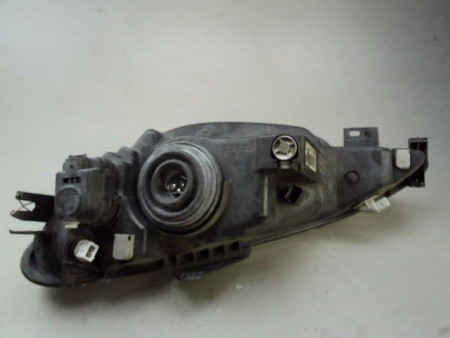 PHARE DROIT PEUGEOT 206