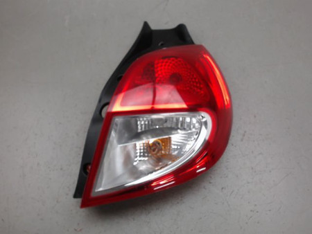 FEU ARRIERE DROIT RENAULT CLIO