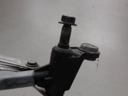MECANISME ESSUIE-GLACE AVANT DACIA SANDERO