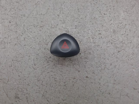 BOUTON DE WARNING RENAULT CLIO