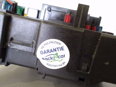 BOITE A FUSIBLES PEUGEOT 307