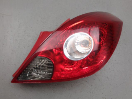 FEU ARRIERE DROIT OPEL CORSA