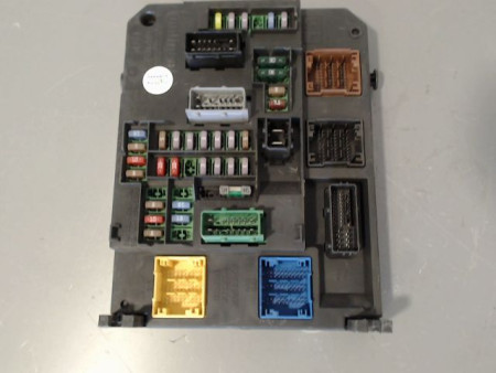 BOITIER GESTION HABITACLE CITROEN C4 II 10-15