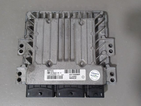 CALCULATEUR MOTEUR RENAULT LAGUNA