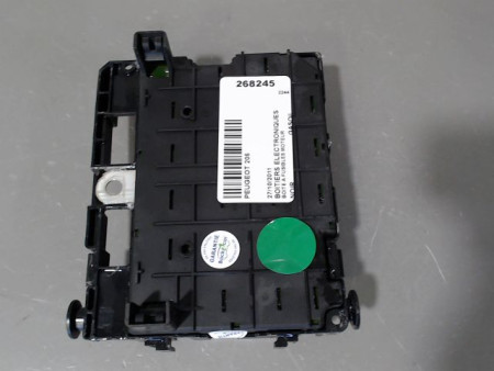 BOITE A FUSIBLES PEUGEOT 206