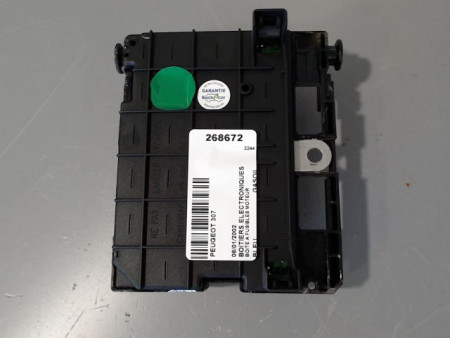 BOITE A FUSIBLES PEUGEOT 307