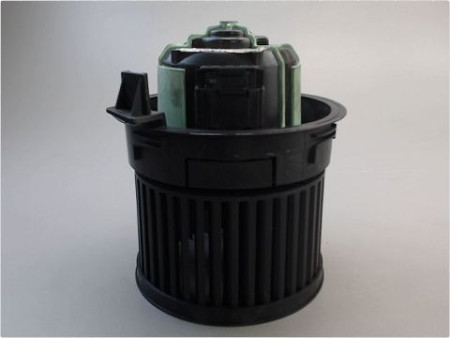 MOTEUR VENTILATEUR CHAUFFAGE CITROEN C4