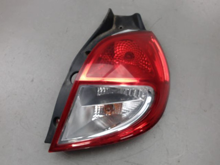 FEU ARRIERE DROIT RENAULT CLIO