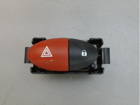BOUTON DE WARNING RENAULT MASTER