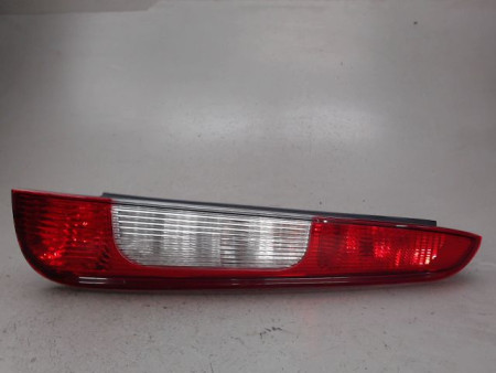 FEU ARRIERE DROIT FORD FOCUS
