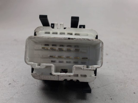 COMMANDE LEVE-GLACE PORTE AVG RENAULT CLIO