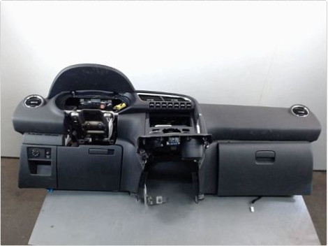 PLANCHE DE BORD  PEUGEOT 3008 2009-2013
