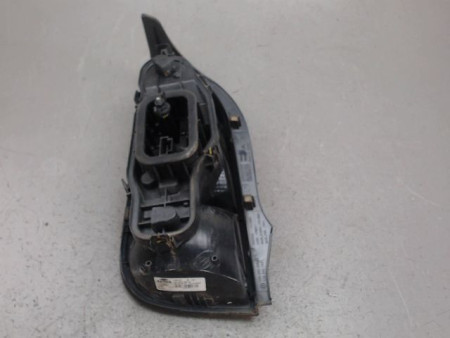 FEU ARRIERE DROIT VOLKSWAGEN UP