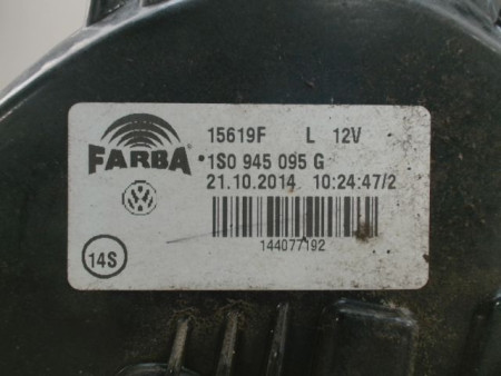 FEU ARRIERE GAUCHE  VOLKSWAGEN UP
