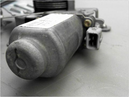 MECANISME LEVE-GLACE ARRIERE DROIT PEUGEOT 206 SW 02-06