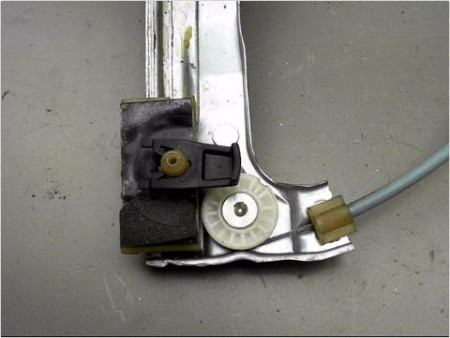 MECANISME LEVE-GLACE AVANT DROIT CITROEN C4 CACTUS 2014-