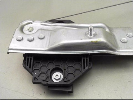 MECANISME LEVE-GLACE AVANT GAUCHE DACIA SANDERO II 12-17