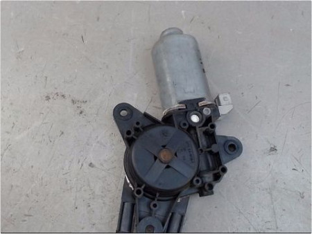 MECANISME LEVE-GLACE AVANT GAUCHE CITROEN SAXO 99-04